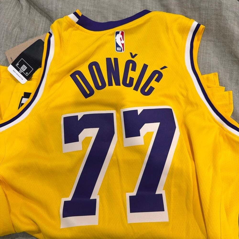Nike Luka Doncic 77 Los Angeles Lakers NBA Jersey